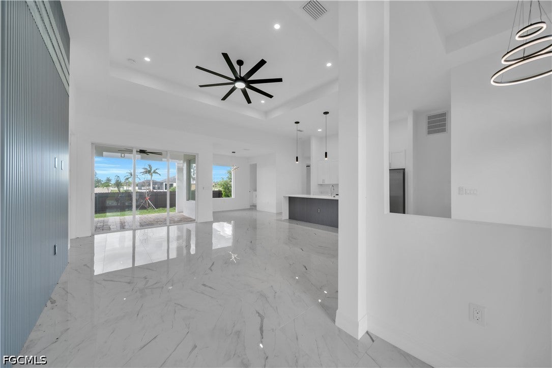6 SW 37 Ave, Cape Coral, FL 33991 photo