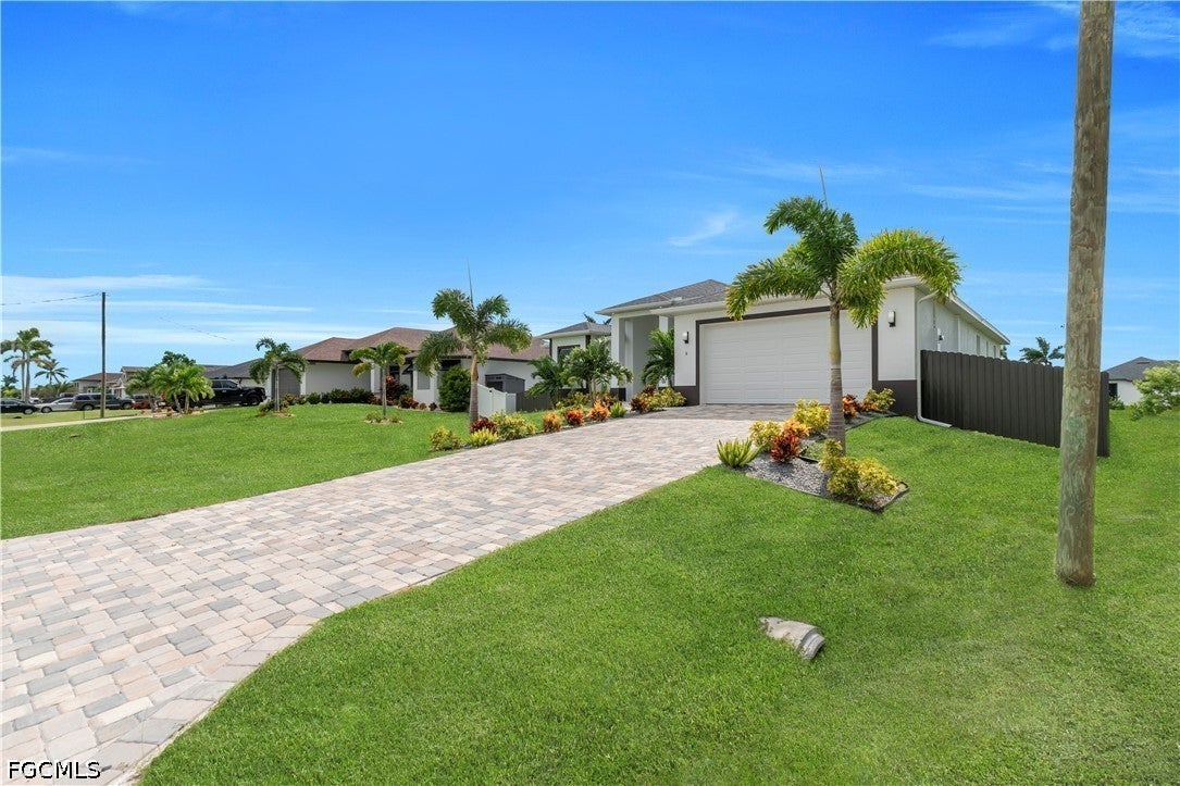 6 SW 37 Ave, Cape Coral, FL 33991 photo