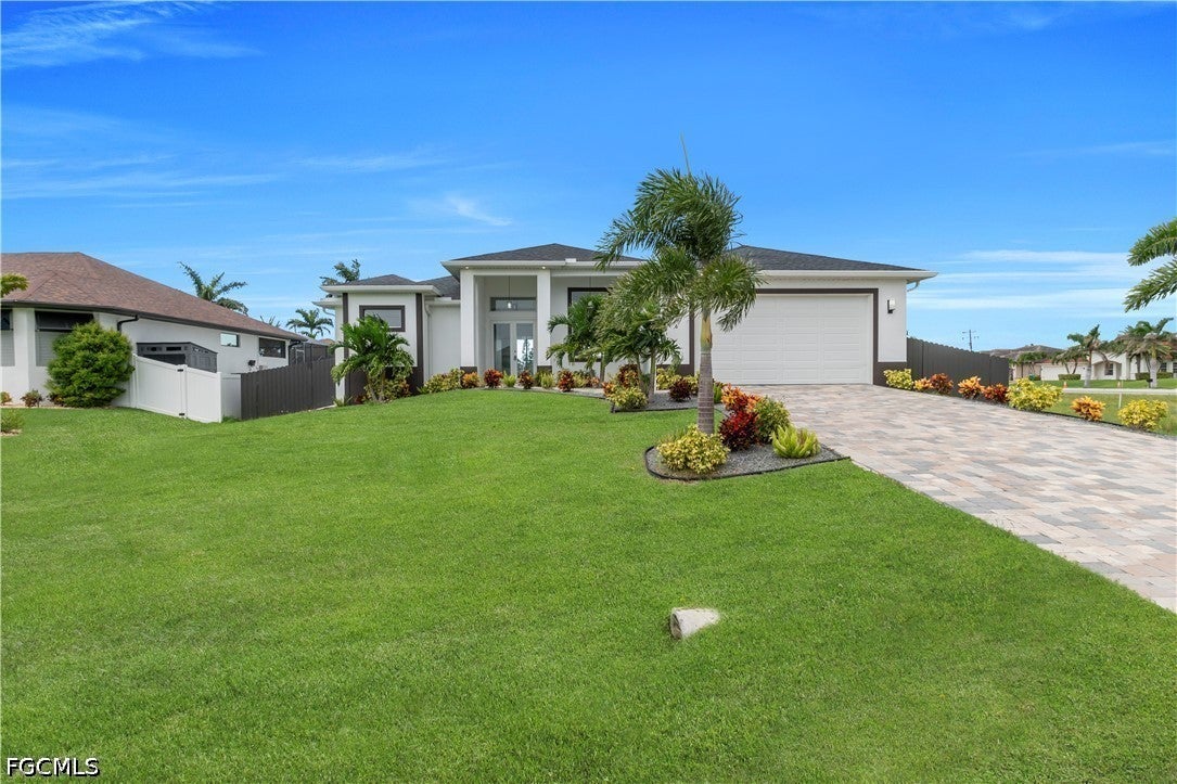 6 SW 37 Ave, Cape Coral, FL 33991 photo