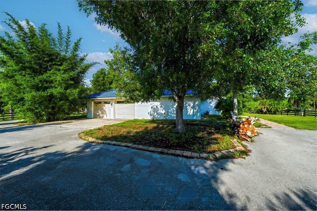 9200 Nalle Grade Rd, North Fort Myers, FL 33917 photo
