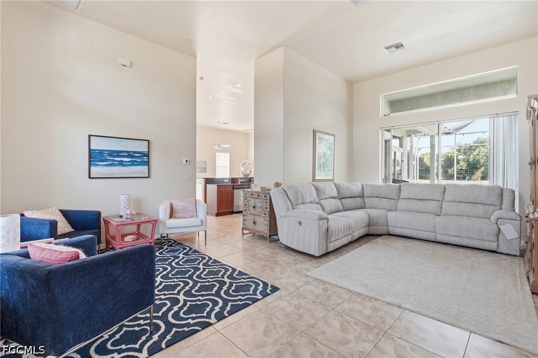 1432 SE 29 Terrace, Cape Coral, FL 33904 photo