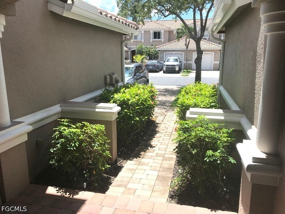 10025 Ravello Blvd, Fort Myers, FL 33905 photo
