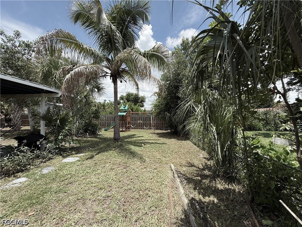 3941 Maxine St, Fort Myers, FL 33901 photo