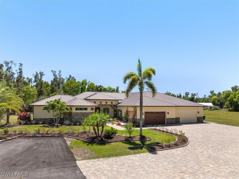 Single Family Residence in Fort Myers FL 15860 Glendale Lane.jpg