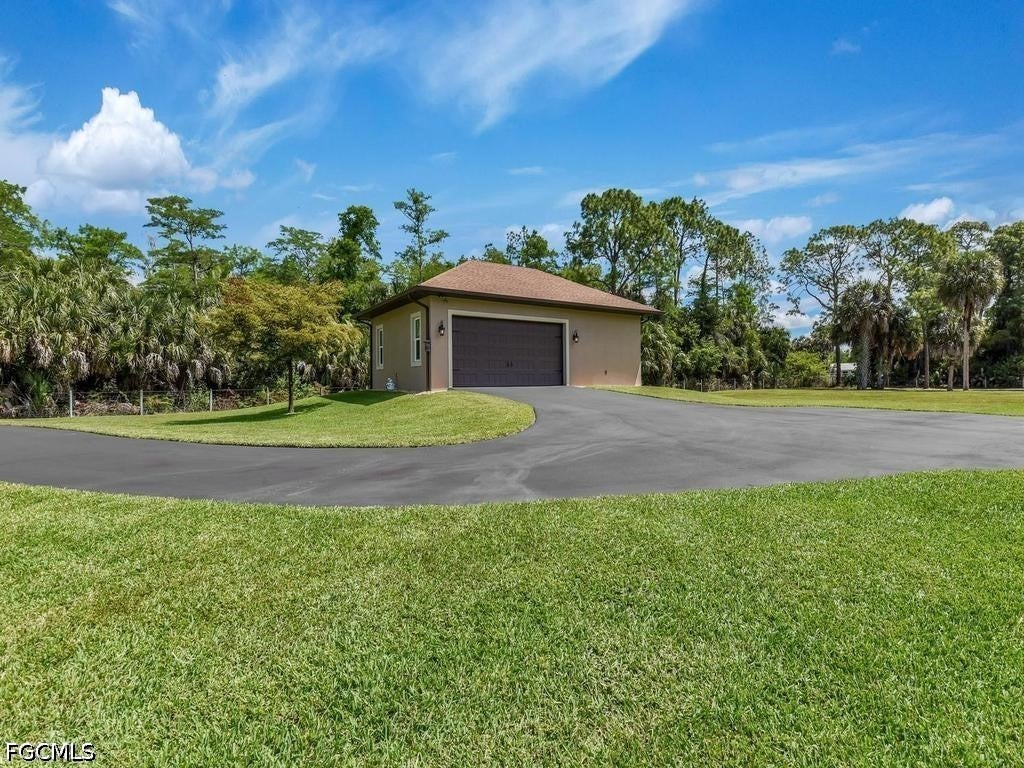 280 23 St, Naples, FL 34117 photo