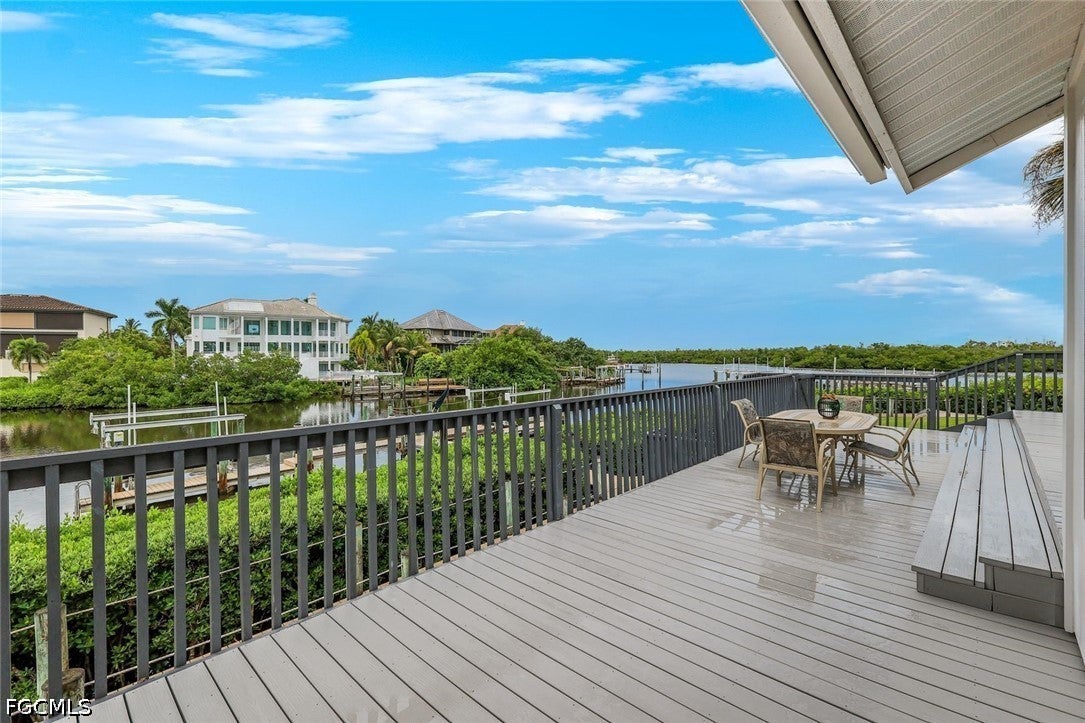 17036 Marina Cove Ln, Fort Myers, FL 33908 photo