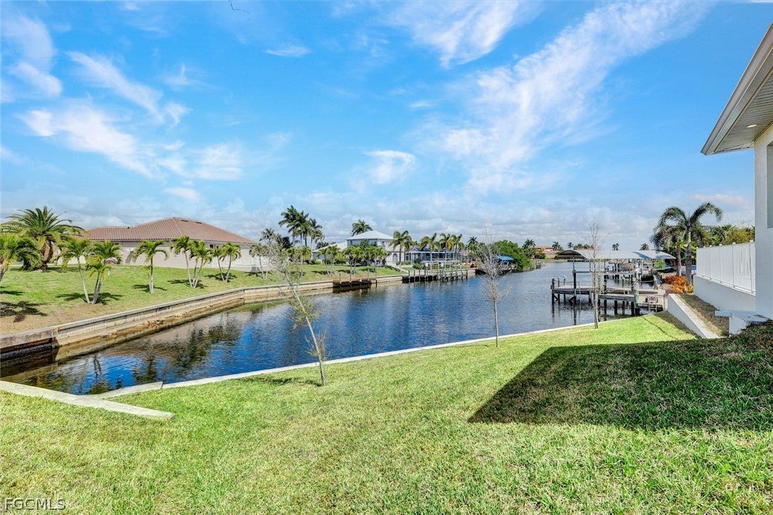 2029 SW 41 St, Cape Coral, FL 33914 photo