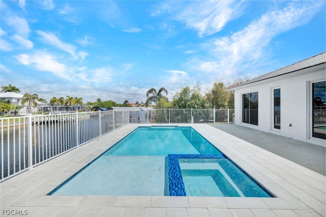 2029 SW 41 St, Cape Coral, FL 33914 photo