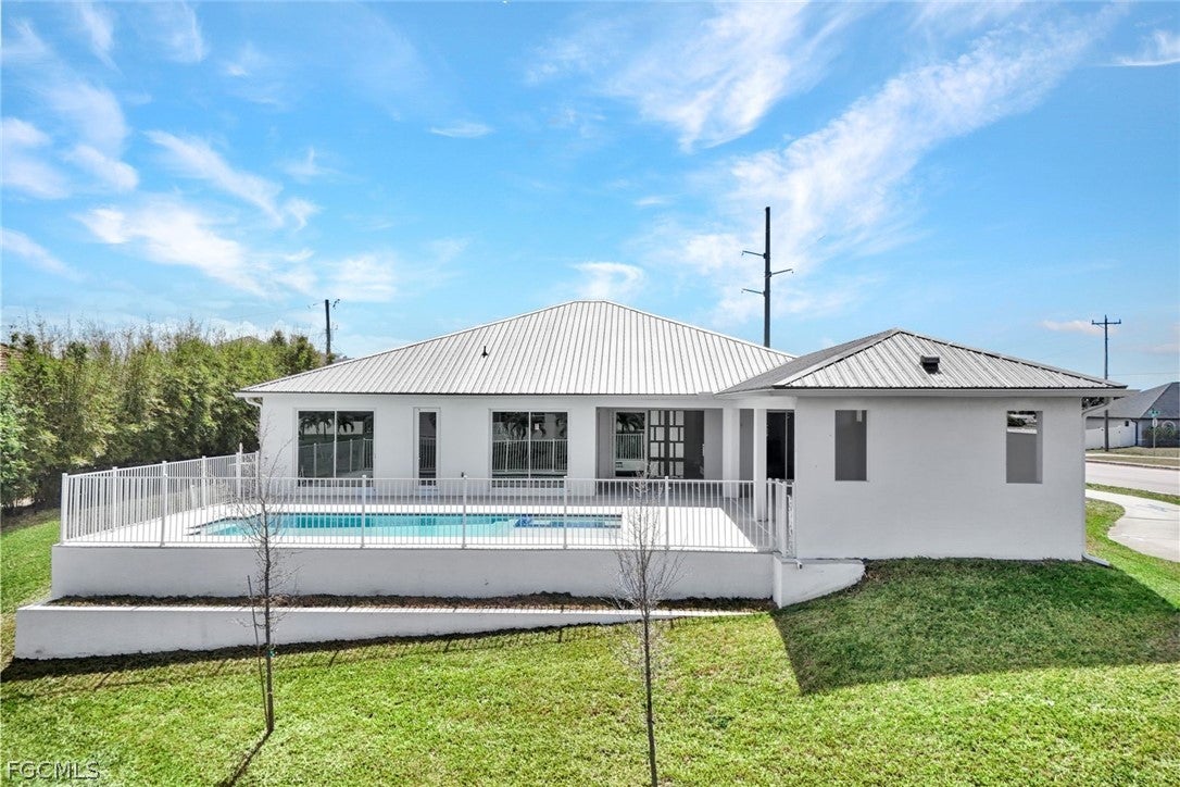2029 SW 41 St, Cape Coral, FL 33914 photo