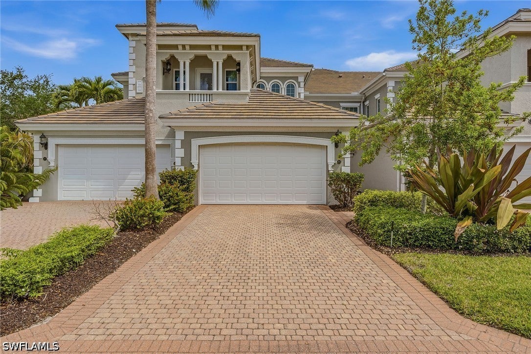 9219 Corfu Ct, Naples, FL 34114