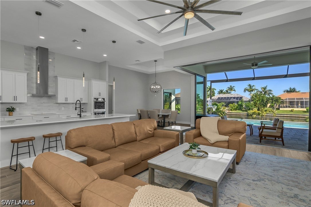 2819 SW 35 Ln, Cape Coral, FL 33914 photo