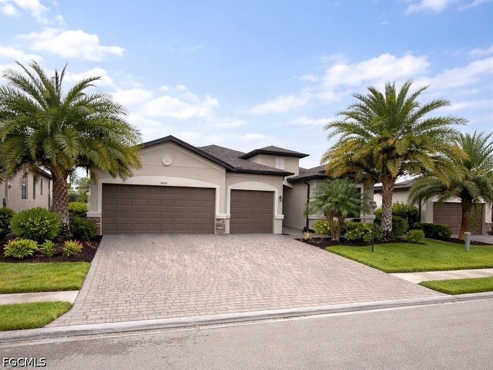 14528 Palamos Cir, Fort Myers, FL 33905 photo