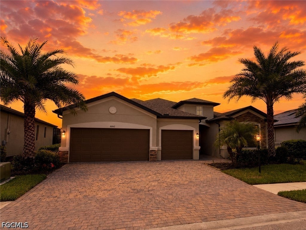 14528 Palamos Cir, Fort Myers, FL 33905 photo