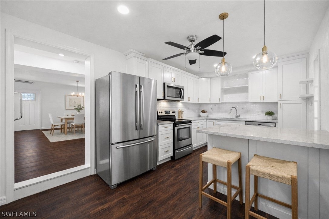 715 10 St, Naples, FL 34102 photo