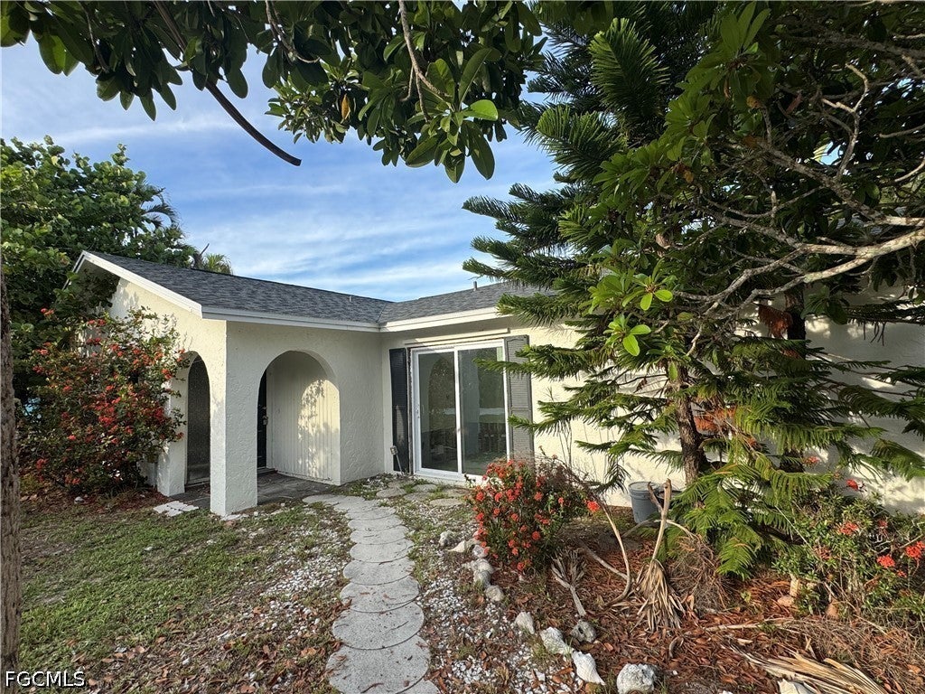 1683 Atlanta Plaza Dr, Sanibel, FL 33957 photo