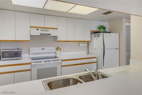 Condominium in Estero FL 4121 Gunnison Court #1124 11.jpg