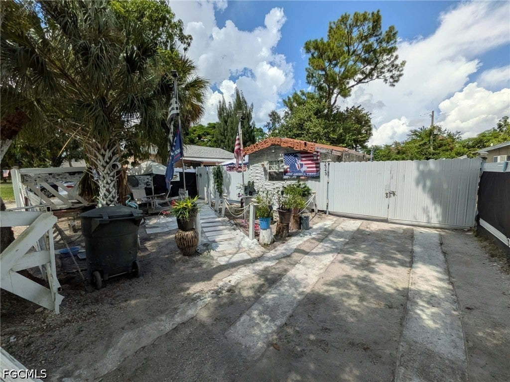 2343 Canal St, Fort Myers, FL 33901 photo