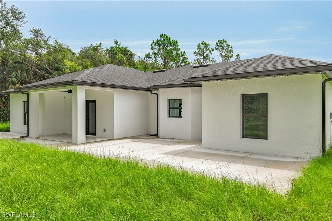 407 Washington Ave, Lehigh Acres, FL 33972 photo