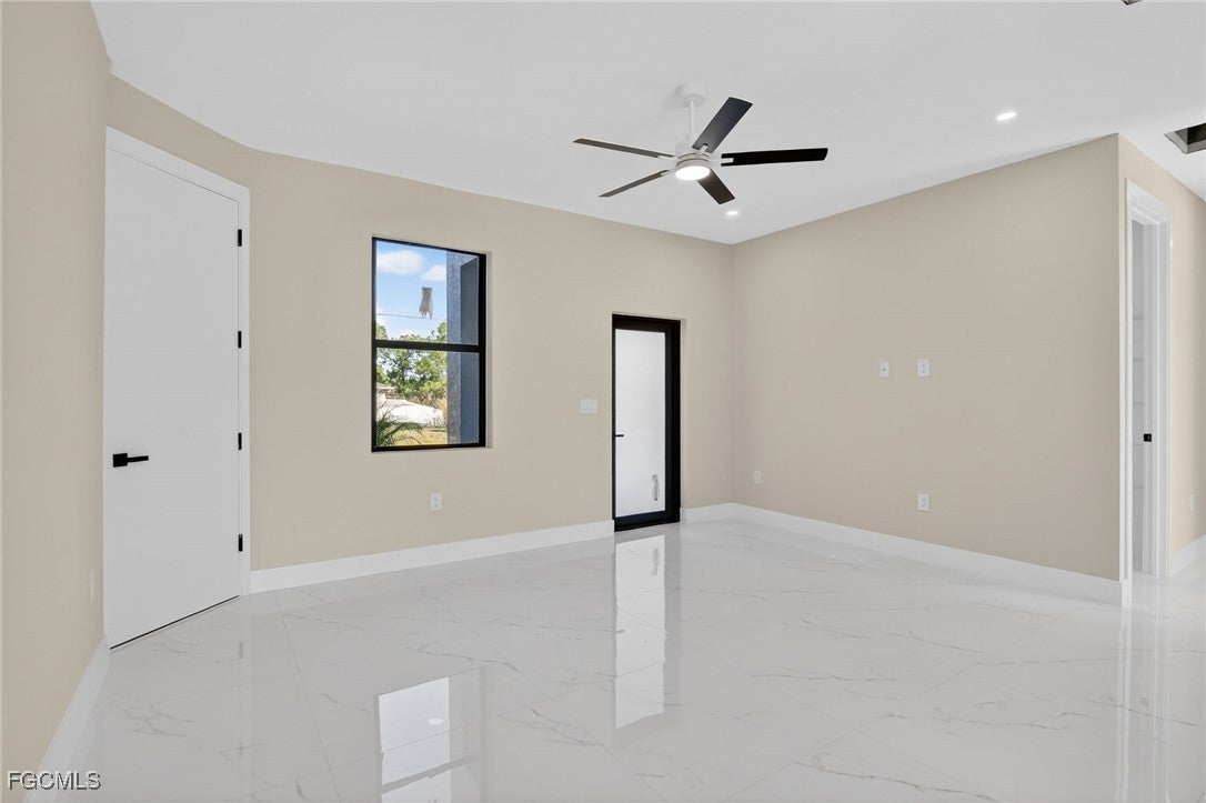 3207 40 St, Lehigh Acres, FL 33971 photo