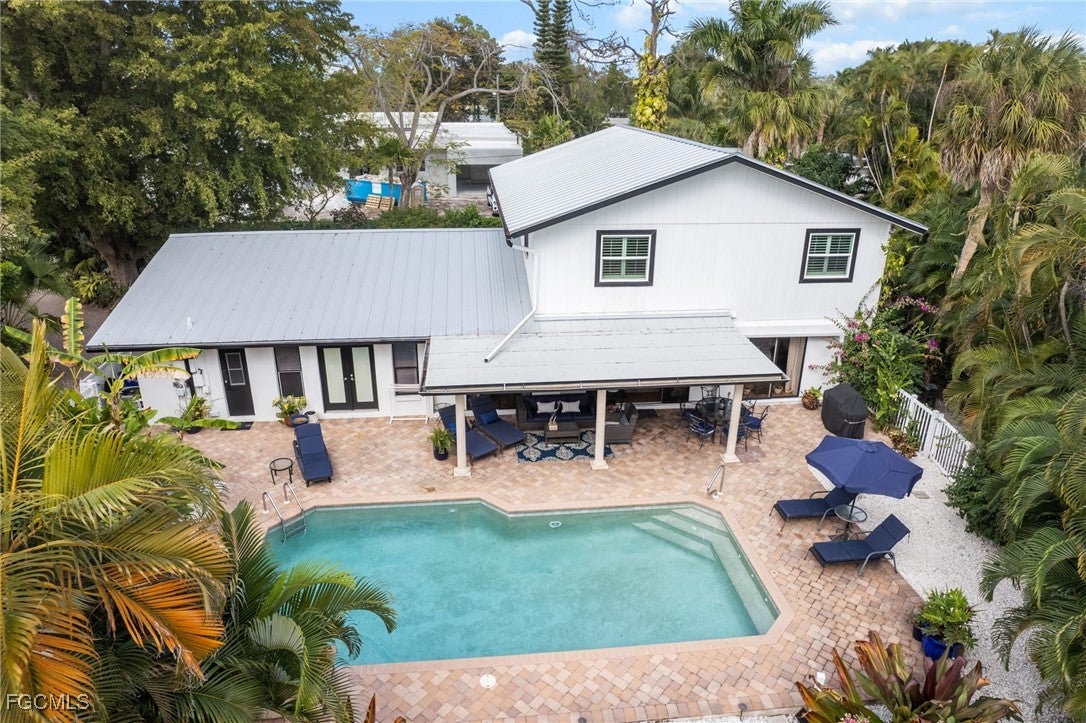 1030 Aqua Ln, Fort Myers, FL 33919 photo