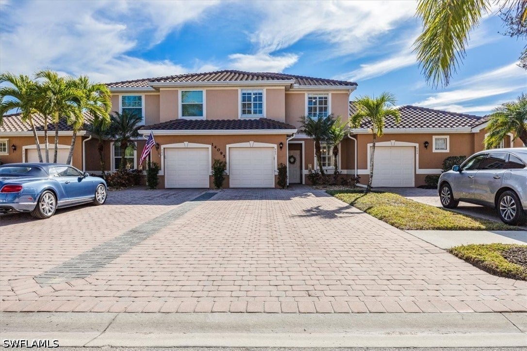 14095 Winchester Ct, Naples, FL 34114