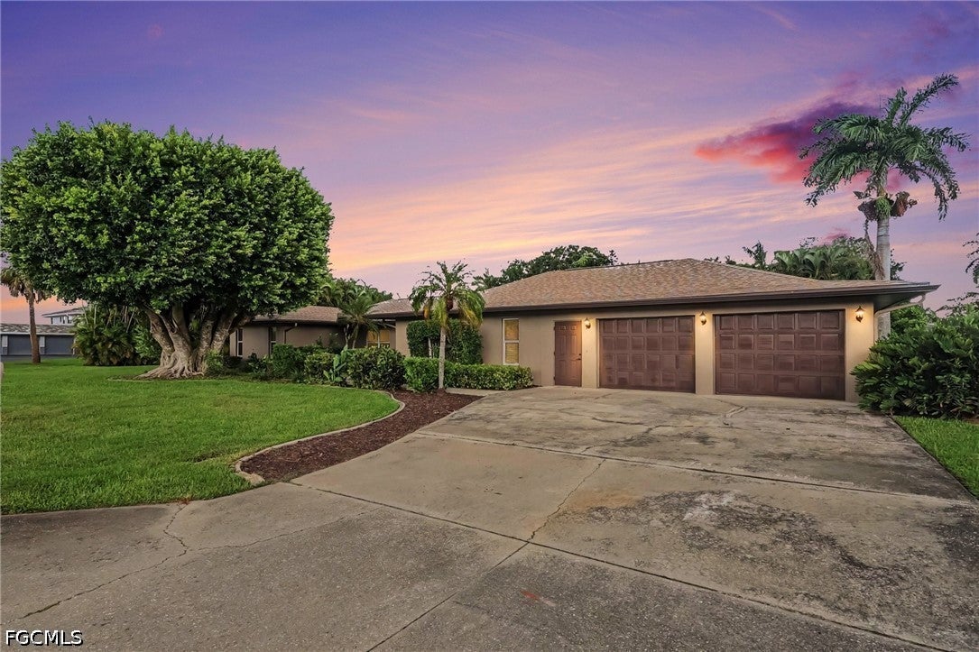 1309 Jambalana Ln, Fort Myers, FL 33901 photo