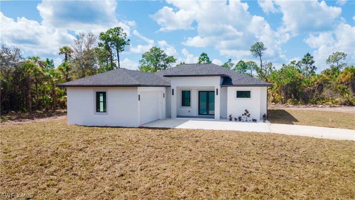 1745 Everglades Blvd, Naples, FL 34117