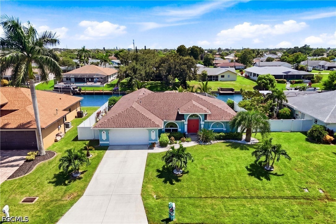 1440 SE 13 Terrace, Cape Coral, FL 33990 photo