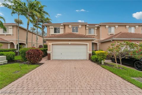 Condominium in Fort Myers FL 17577 Cherry Ridge Lane.jpg