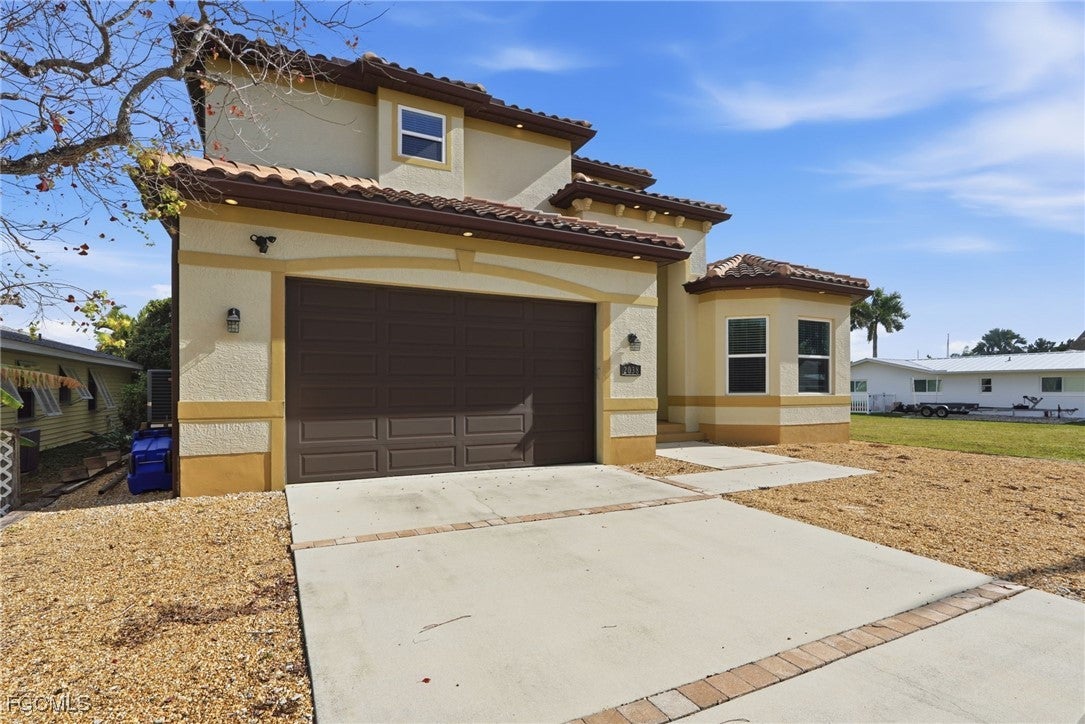 2038 Bahama Ave, Fort Myers, FL 33905 photo