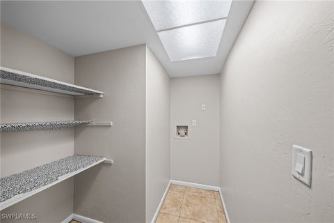 Duplex in Cape Coral FL 1237 SE 24th Avenue #A 14.jpg