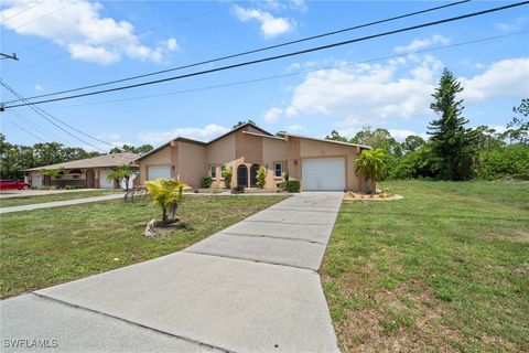 Duplex in Cape Coral FL 1237 SE 24th Avenue #A 25.jpg