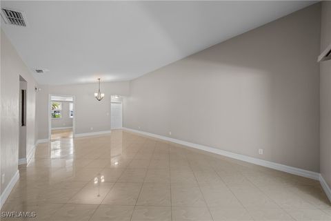 Duplex in Cape Coral FL 1237 SE 24th Avenue #A 10.jpg