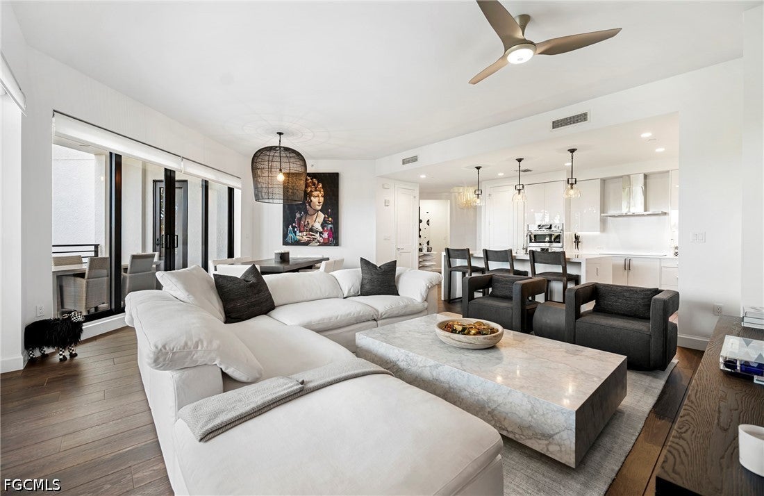 1115 Central Ave, Naples, FL 34102