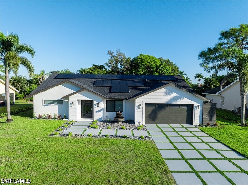 5105 Berkeley Dr, Naples, FL 34112