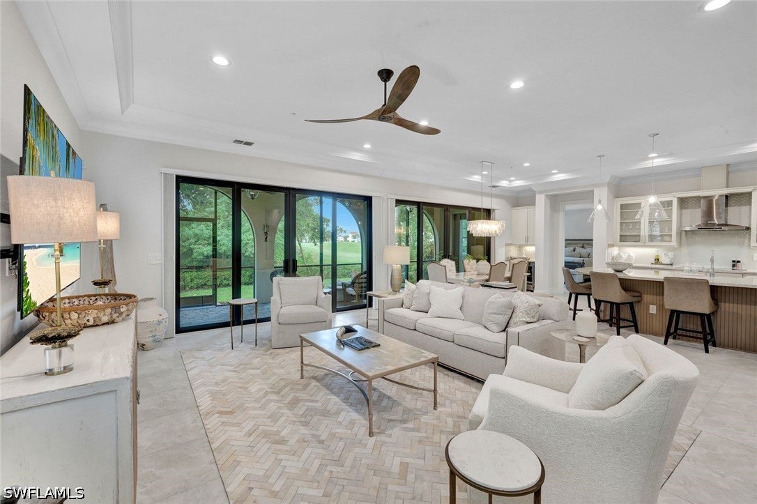 2534 Windward Ct, Naples, FL 34112