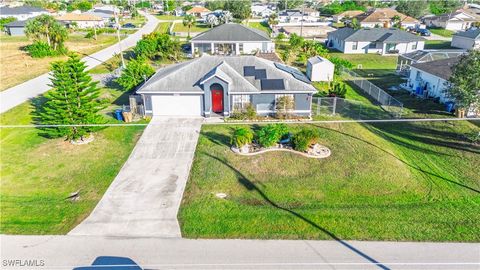 Single Family Residence in Lehigh Acres FL 1020 Chaplin Avenue.jpg