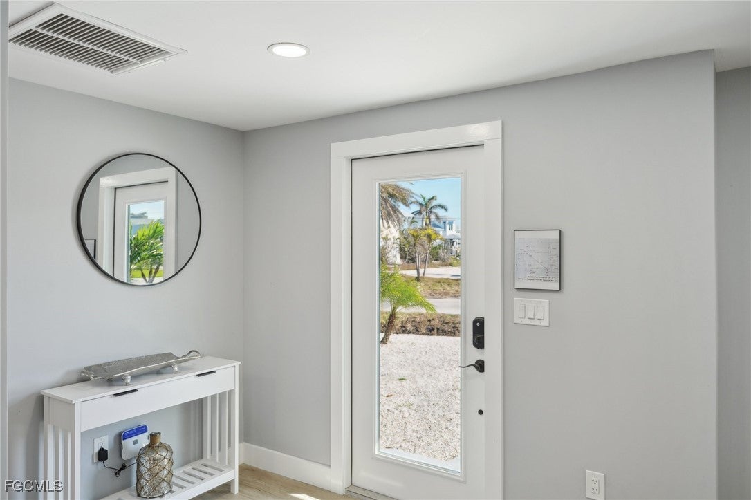 301 Seminole Way, Fort Myers Beach, FL 33931 photo