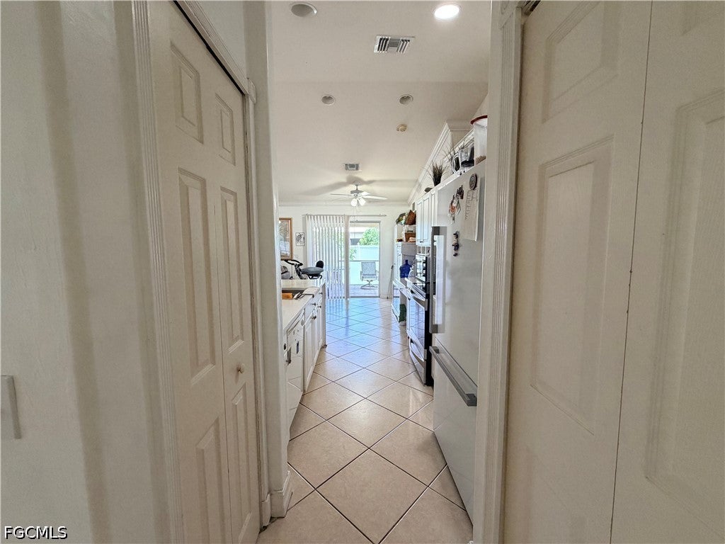 1621 SW 14 Terrace, Cape Coral, FL 33991 photo