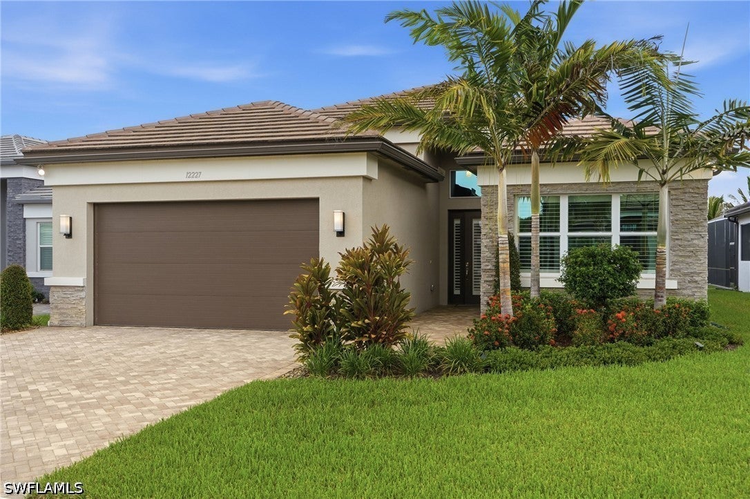 12227 Lotus Ave, Naples, FL 34120