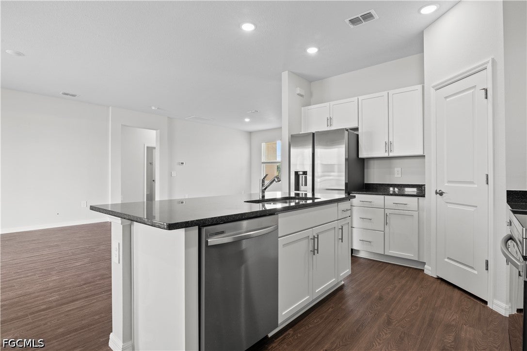 3901 NE 19 Ave, Cape Coral, FL 33909 photo