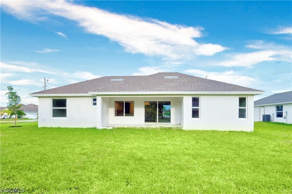 4610 SW 9 Pl, Cape Coral, FL 33914 photo