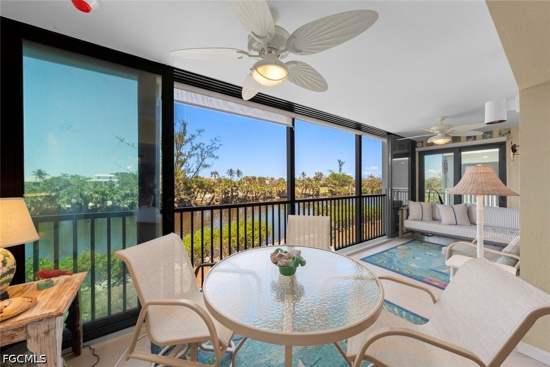 1340 Middle Gulf Dr #8 A, Sanibel, FL 33957 photo