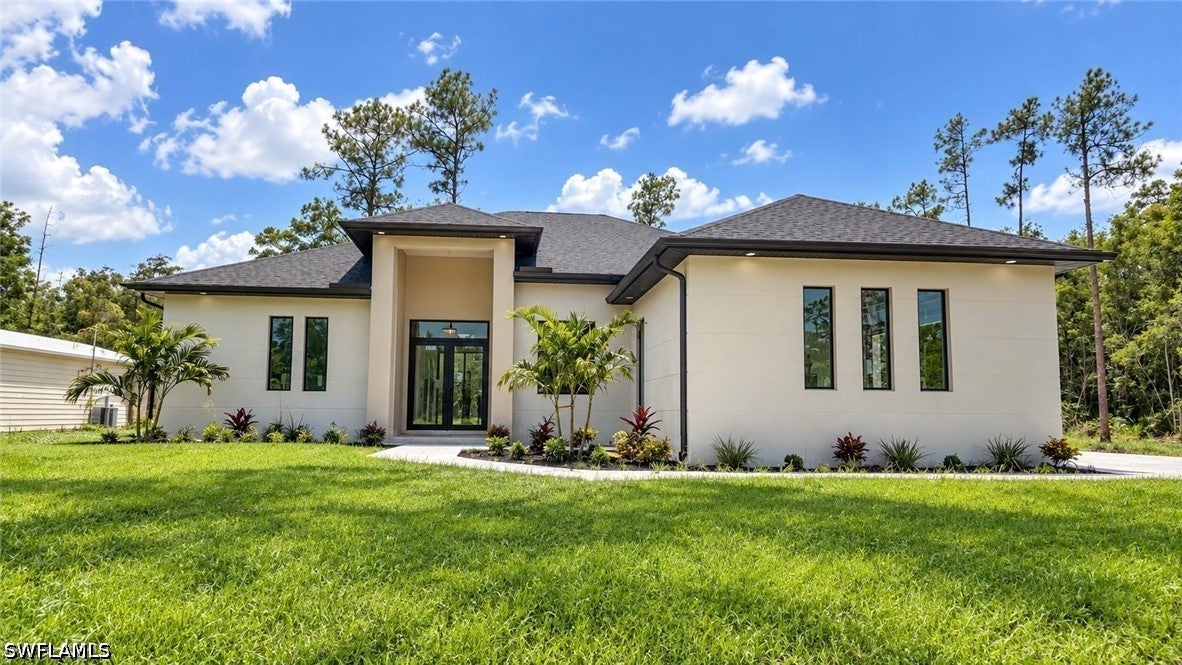 4062 2 Ave, Naples, FL 34117
