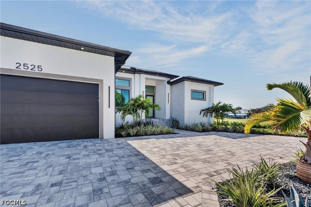 2525 Surfside Blvd, Cape Coral, FL 33914 photo