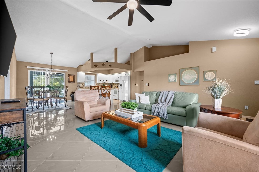 1214 SW Santa Barbara Pl, Cape Coral, FL 33991 photo