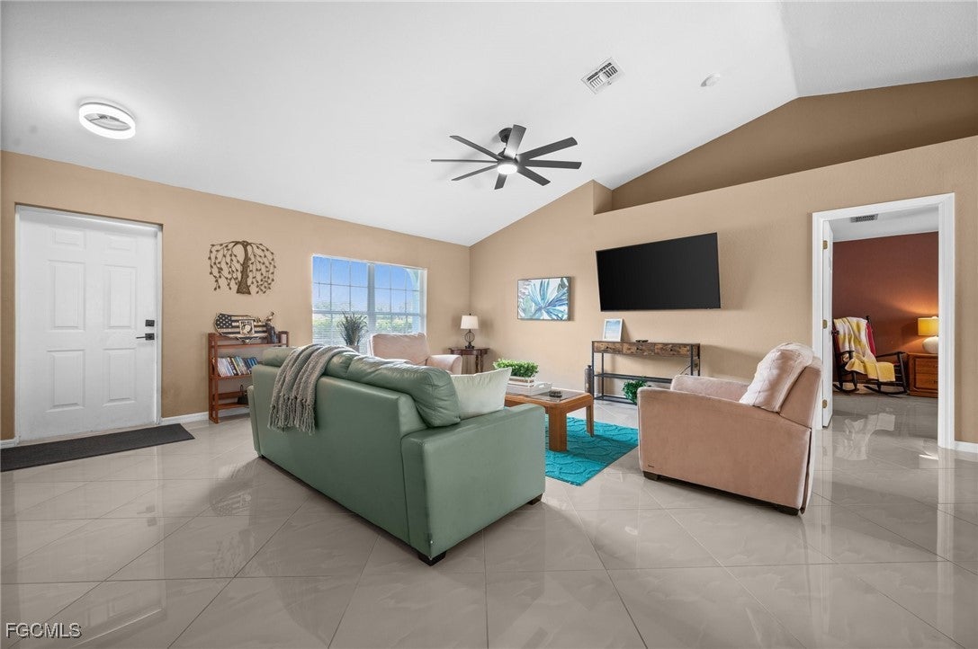1214 SW Santa Barbara Pl, Cape Coral, FL 33991 photo