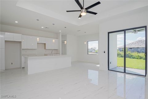 Single Family Residence in Lehigh Acres FL 1254 Nimitz Boulevard 5.jpg