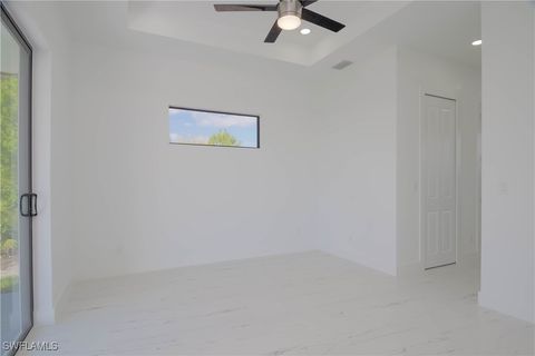 Single Family Residence in Lehigh Acres FL 1254 Nimitz Boulevard 10.jpg