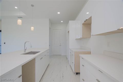 Single Family Residence in Lehigh Acres FL 1254 Nimitz Boulevard 8.jpg
